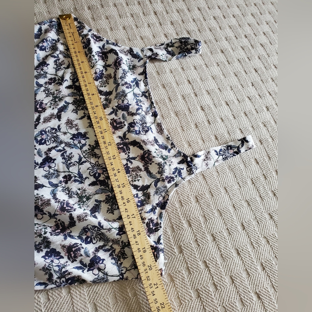 NWT SUN Romper Wide Leg Amerie Floral Crepe Flowy - Picture 9 of 16